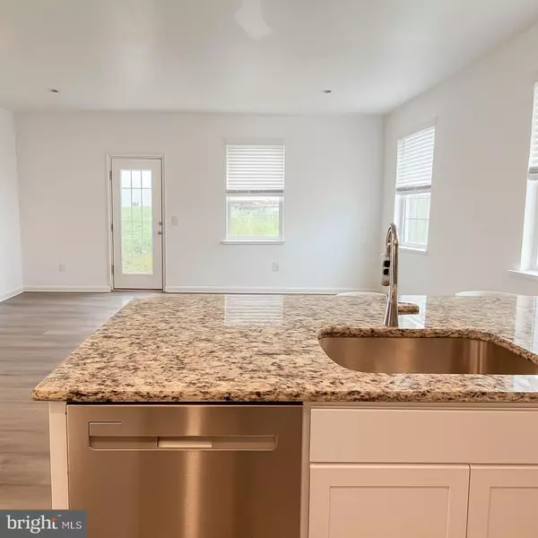 Luray, VA 22835,229 CATERPILLAR DR