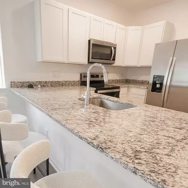 Luray, VA 22835,229 CATERPILLAR DR