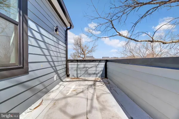 Washington, DC 20019,1121 48TH PL NE