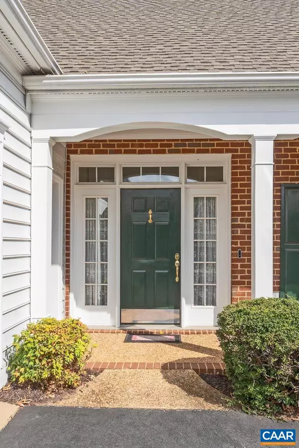 Charlottesville, VA 22903,1132 COURTYARD DR