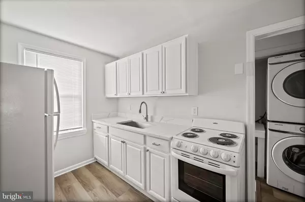 Dundalk, MD 21222,323 PINE ST