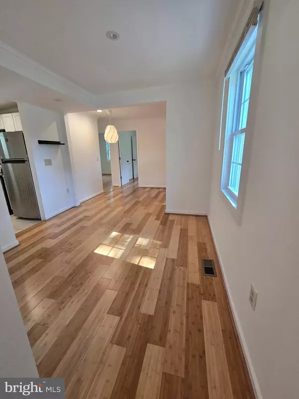 Fort Washington, MD 20744,822 WARBURTON LN