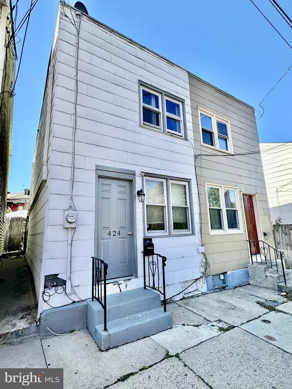 424 E STRAWBERRY ST, Lancaster, PA 17602