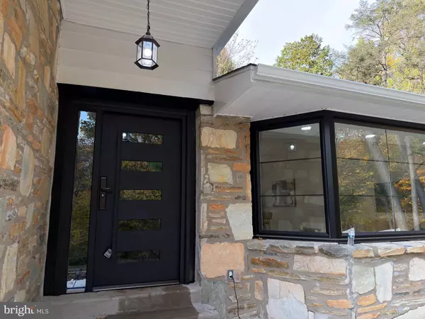 Philadelphia, PA 19119,7101 N MOUNT PLEASANT PL