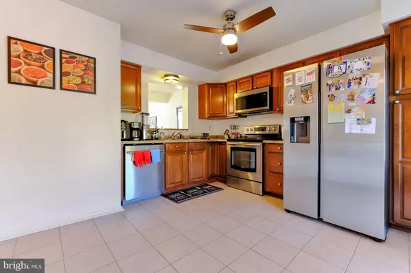 Beltsville, MD 20705,11433 HAWK RIDGE CT