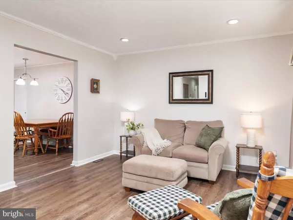 Severn, MD 21144,328 COUNCIL OAK DR