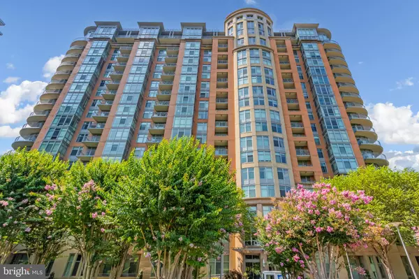 Mclean, VA 22102,8220 CRESTWOOD HEIGHTS DR #1105