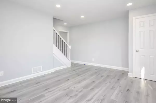 Baltimore, MD 21213,3917 DUDLEY AVE