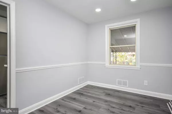 Baltimore, MD 21213,3917 DUDLEY AVE