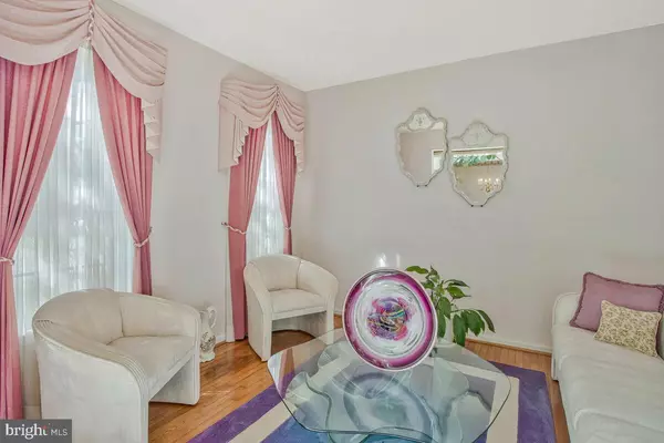 Bowie, MD 20720,12340 QUIET OWL LN