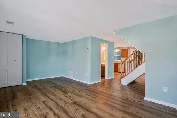 Columbia, MD 21046,7520 SUMMER BLOSSOM LN