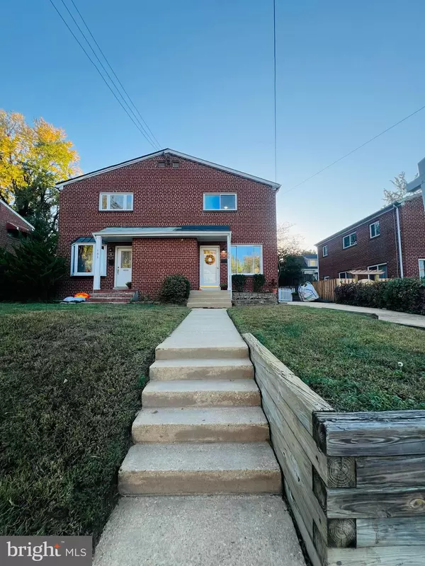 59 E TAYLOR RUN PKWY, Alexandria, VA 22314