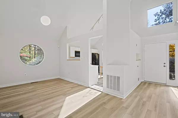 Reston, VA 20194,11504 TURNBRIDGE LN