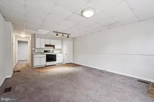 Lansdowne, PA 19050,271 N WYCOMBE AVE #1