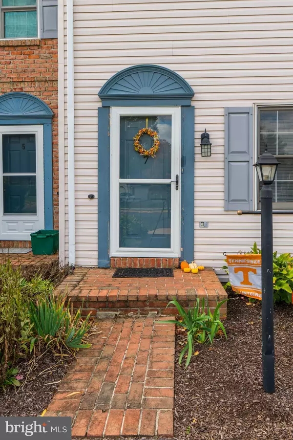 Lititz, PA 17543,7 BROOKFIELD RD