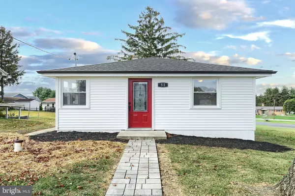 Hanover, PA 17331,52 OAK DR