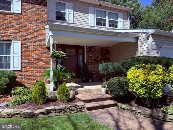 Mount Laurel, NJ 08054,21 LANCELOT LN