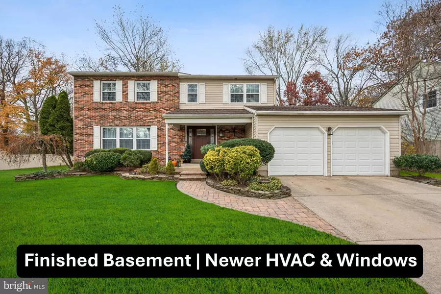 21 LANCELOT LN, Mount Laurel, NJ 08054