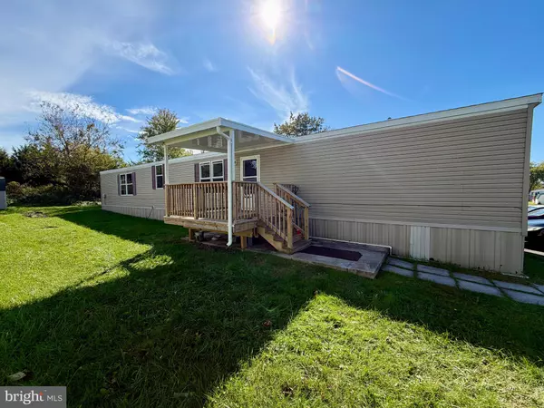 Thomasville, PA 17364,253 CHESAPEAKE EST #253