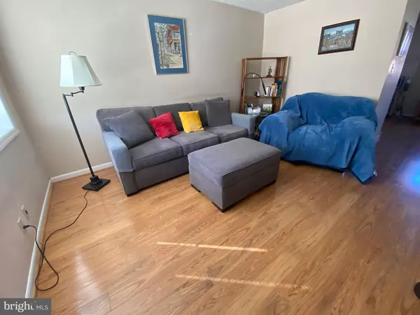 Glenolden, PA 19036,631 BEECH AVE