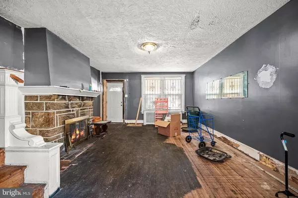 Philadelphia, PA 19119,102 W CLIVEDEN ST