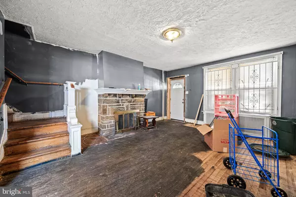 Philadelphia, PA 19119,102 W CLIVEDEN ST