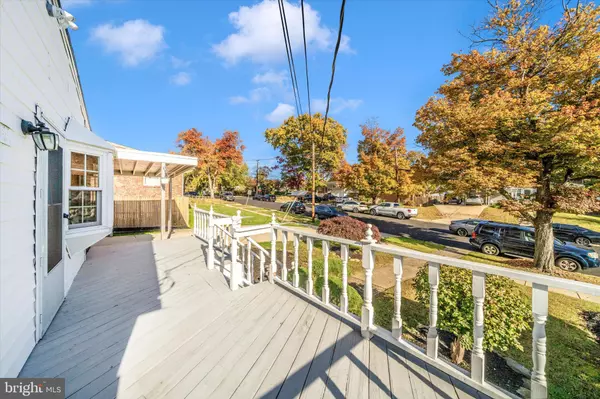 Rockville, MD 20853,4606 IRIS PL