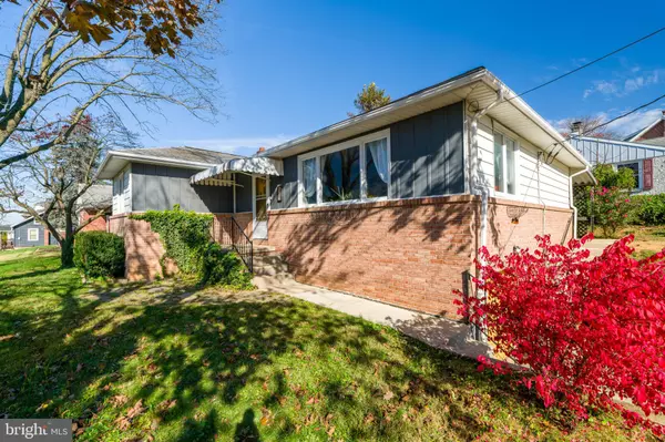 Ephrata, PA 17522,96 SPRUCE ST