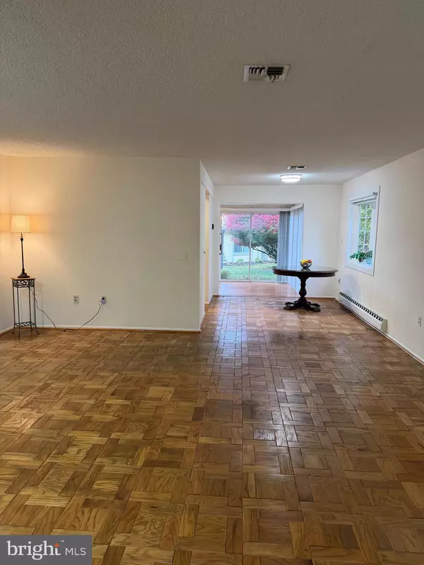 Silver Spring, MD 20906,15418 BRAMBLEWOOD DR #20-C