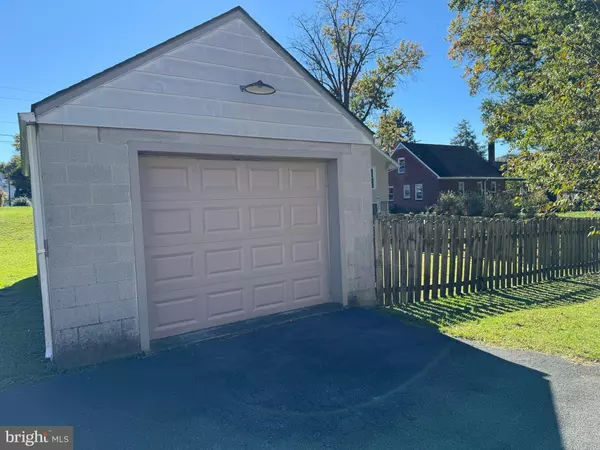 Elizabethtown, PA 17022,141 E ORANGE ST