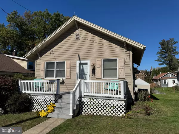 141 E ORANGE ST, Elizabethtown, PA 17022