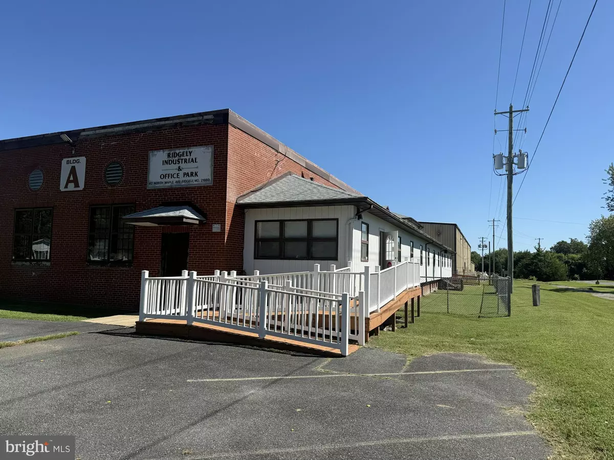 Ridgely, MD 21660,2 N MAPLE