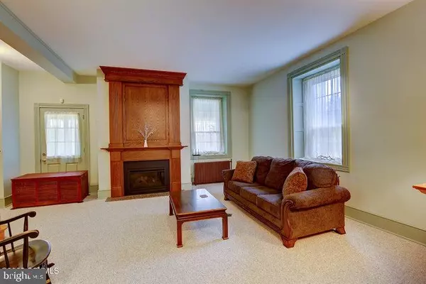 Milton, PA 17847,159 HARVEYS LN