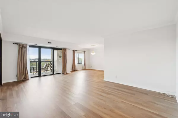 Alexandria, VA 22304,205 YOAKUM PKWY #823