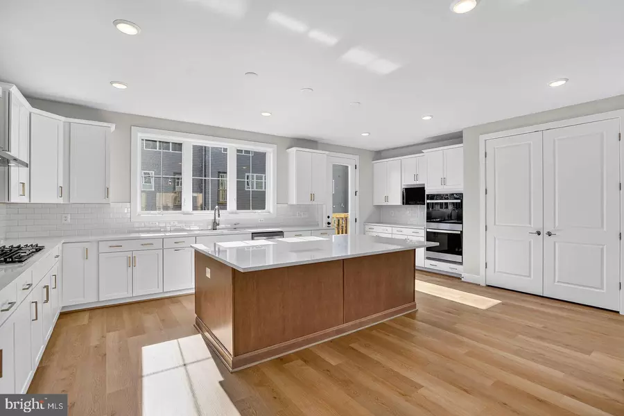 42141 GILDED STONE TER, Brambleton, VA 20148