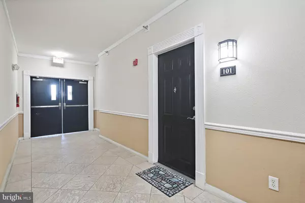 Rockville, MD 20850,501 HUNGERFORD DR #101