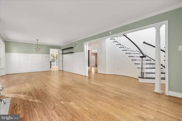 Chantilly, VA 20151,13621 OLD CHATWOOD PL