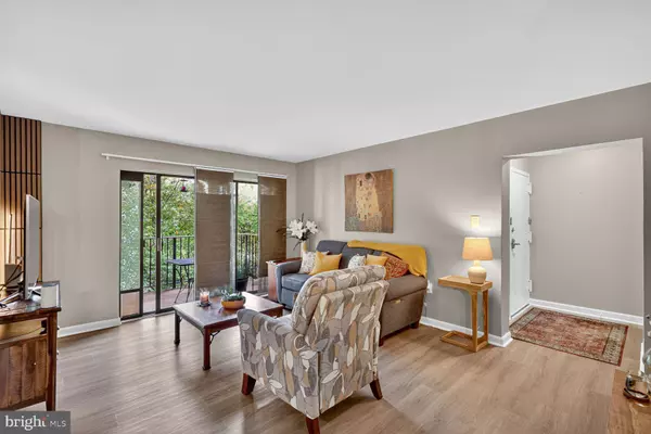 Olney, MD 20832,17801 BUEHLER RD #112