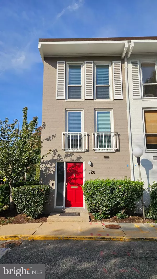 628 3RD ST SW #115, Washington, DC 20024