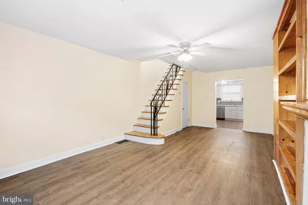 Philadelphia, PA 19148,1019 DALY ST