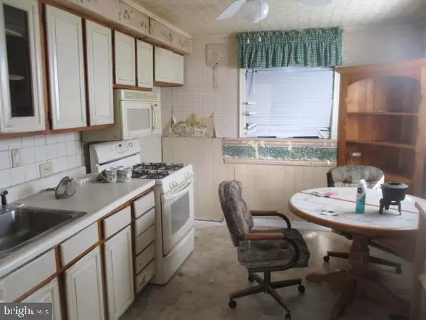 Philadelphia, PA 19114,9612 CONVERT AVE