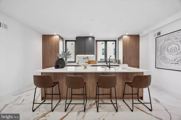 1843 HARTRANFT ST #B101, Philadelphia, PA 19145