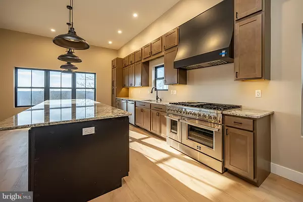 Mc Henry, MD 21541,353 LOWER CAMP RD