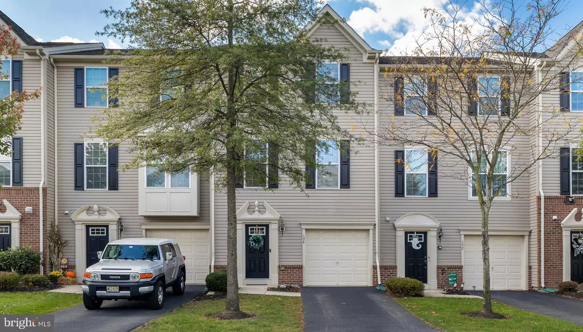 Cinnaminson, NJ 08077,194 FELA DR