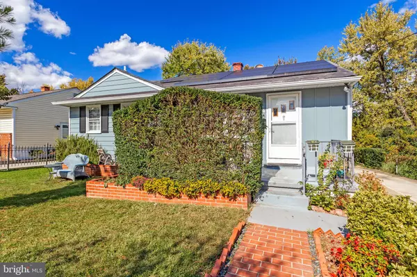 Lanham, MD 20706,7314 POWHATAN ST