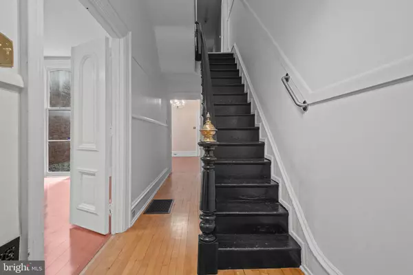 Lancaster, PA 17603,422 W JAMES ST