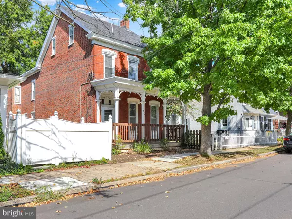 Pottstown, PA 19464,839 SOUTH ST