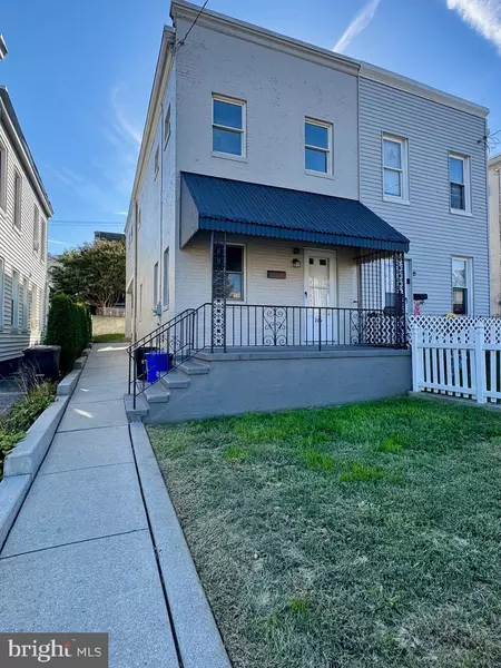 206 CHESTNUT ST, West Reading, PA 19611