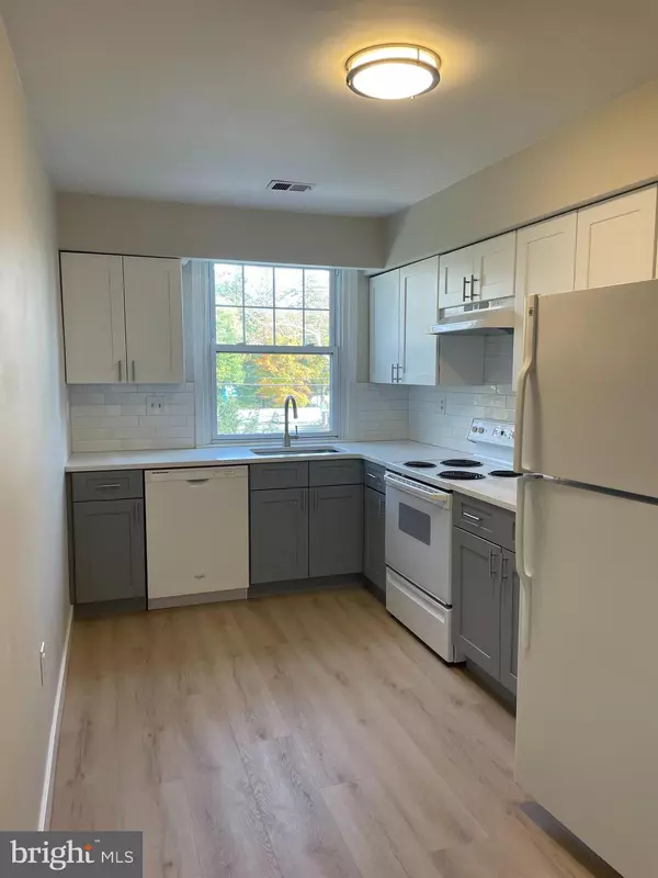 Wayne, PA 19087,500 E LANCASTER AVE ##109 D