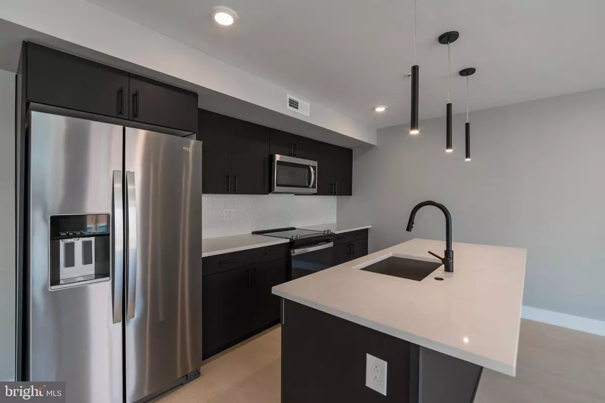 Philadelphia, PA 19128,6604 RIDGE AVE #206